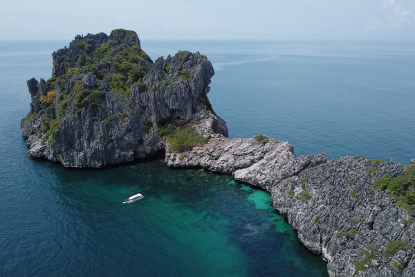 Angthong Marine Park Private Speedboat Tour