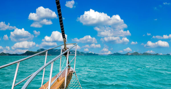 Luxury Yacht Angthong National Marine Park