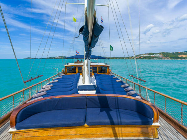 Luxury Yacht Islands Surrounding Koh Samui - Image 2