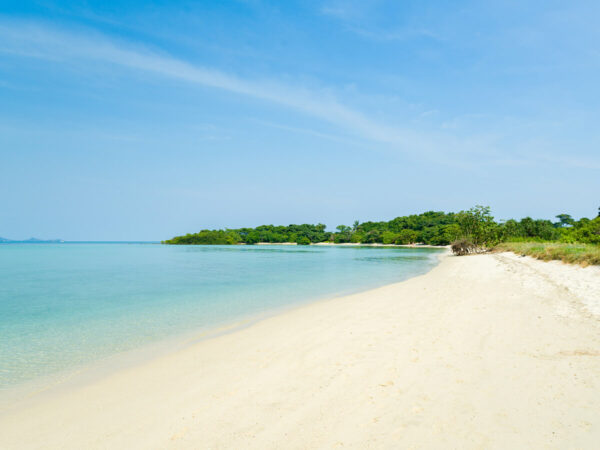 Luxury Yacht Islands Surrounding Koh Samui - Image 15