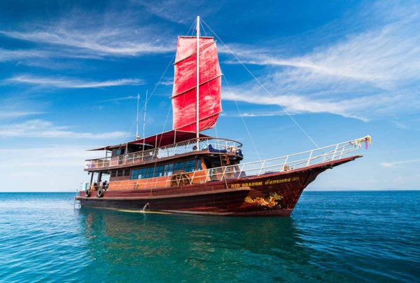 Island Hopping Snorkelling Private Charter Red Yacht