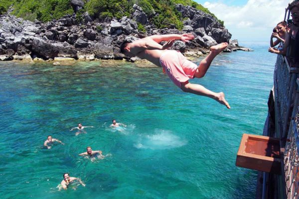 Island Hopping Snorkelling Private Charter Red Yacht