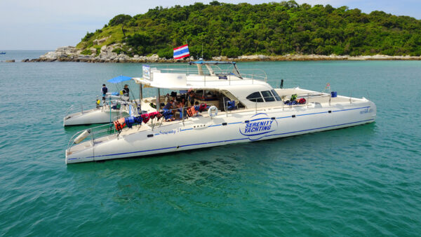 Private Charter Luxury Catamaran - Image 10