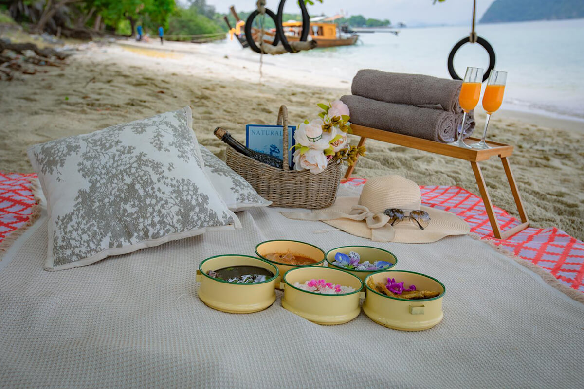 Luxury Longtail Boat Excursion - Image 14