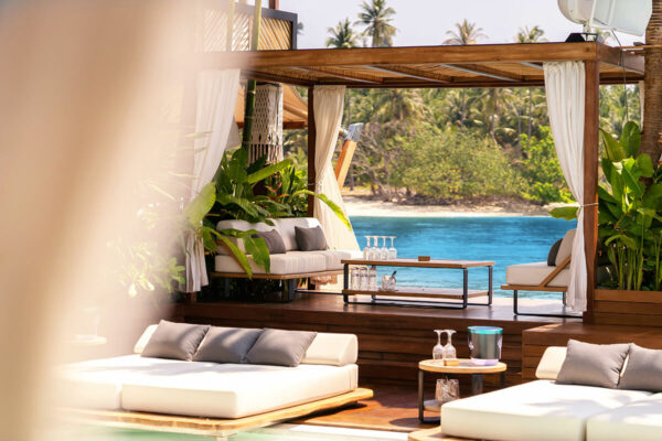 Yona Floating Beach Club Phuket - Image 5