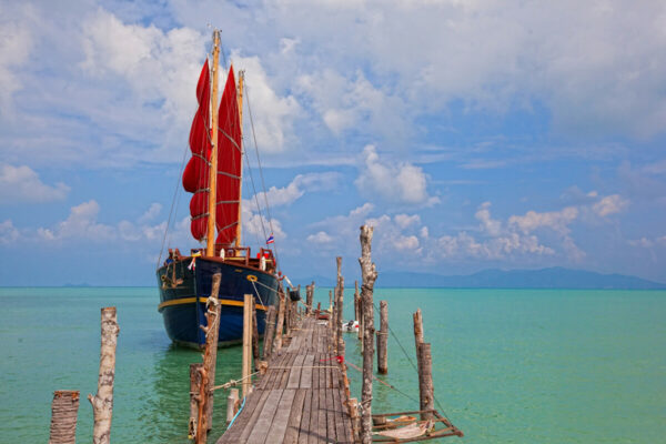 Private Charter Junk Yacht - Image 6