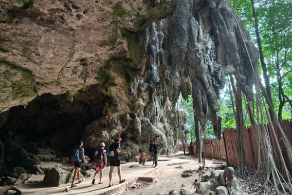 Krabi 4 Islands Private Luxury Longtail Boat Tour - Image 5