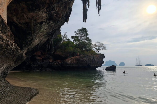 Krabi 4 Islands Private Luxury Longtail Boat Tour - Image 6