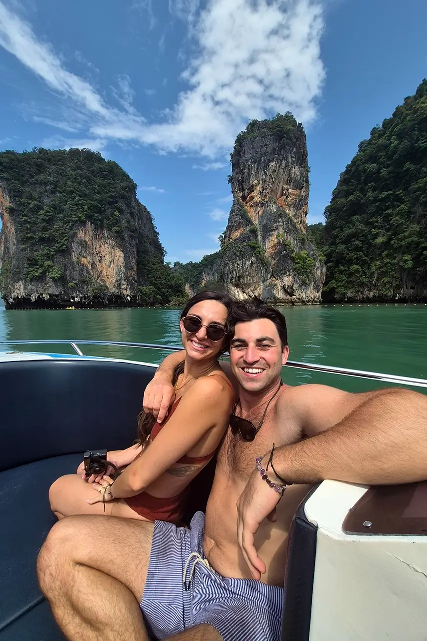 VIP Hidden James Bond and Hong Island Speedboat Tour - Image 4