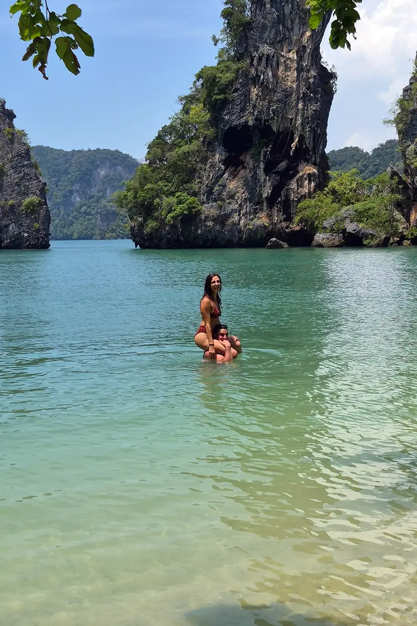 VIP Hidden James Bond and Hong Island Speedboat Tour - Image 9