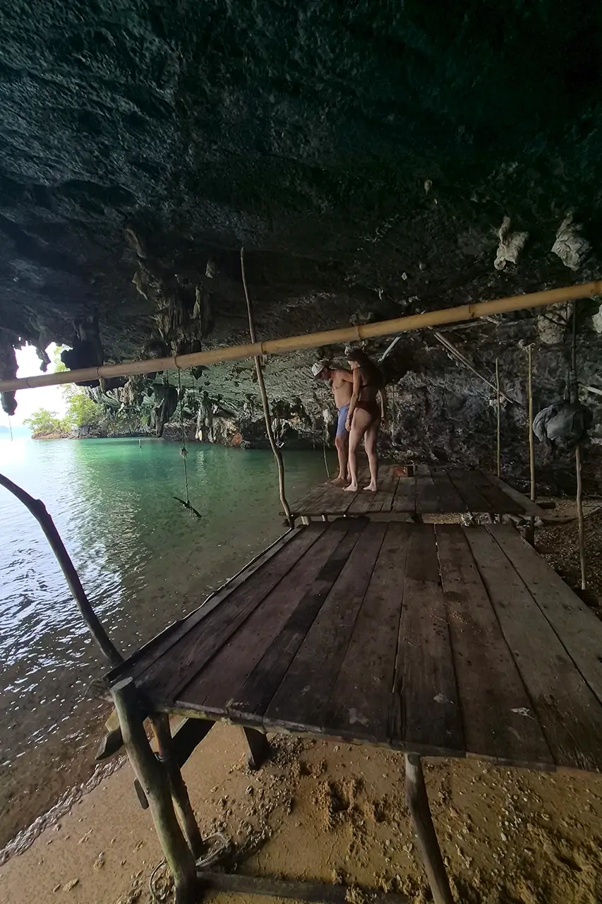 VIP Hidden James Bond and Hong Island Speedboat Tour - Image 18